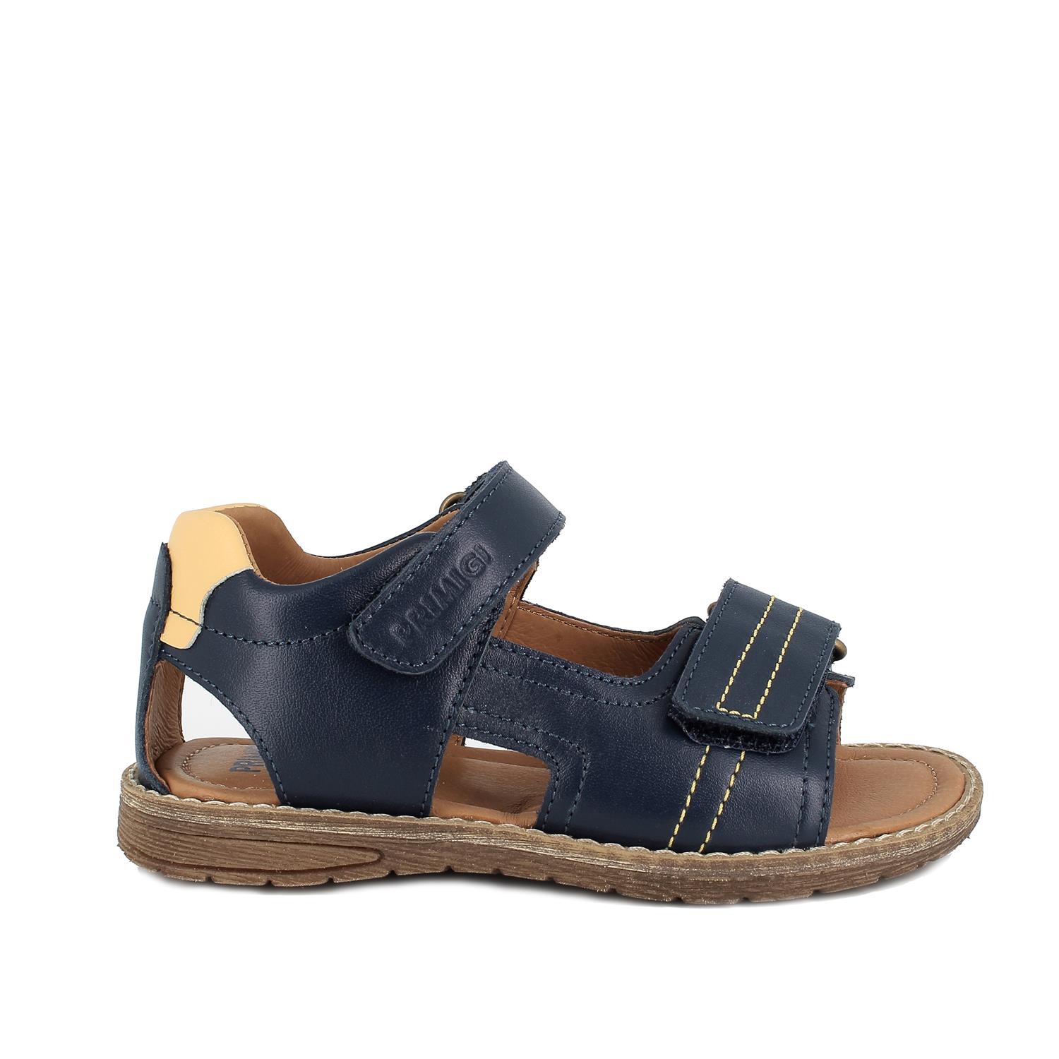 Sandály